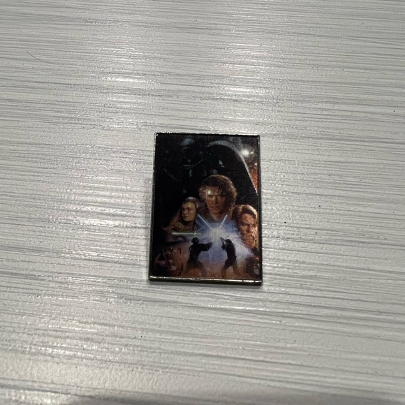 Star Wars Other - Loungefly Star Wars Revenge of The Sith Lenticular Pin